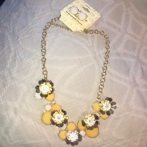 matching necklace and earring set (NEGOTIABLE)